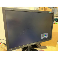 Brugte computerskærme - Samsung 22" LCD-skärm (brugt med store ridser på skærmen)