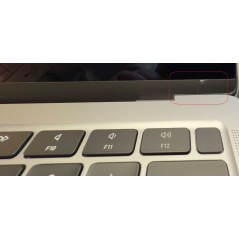 Brugt MacBook Air - Apple MacBook Air 13-tommer 2020 M1 8GB 256GB SSD Space Grey (brugt med skærmmærker og små skader på rammen)