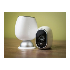 Videokamera - Netgear Arlo VMS3330 Basestation med 3 kameraer (Fynd)